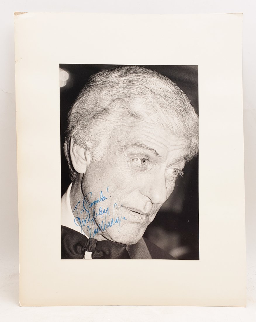 Dick Van Dyke: Signed Photo Portrait (1 of 3)