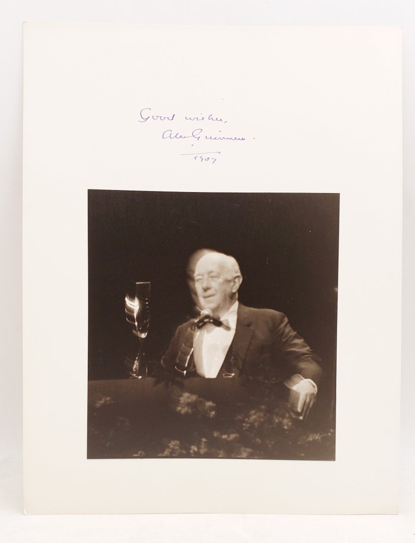 Alec Guinness , 1987 : Signed Photo Portrait (1 of 3)