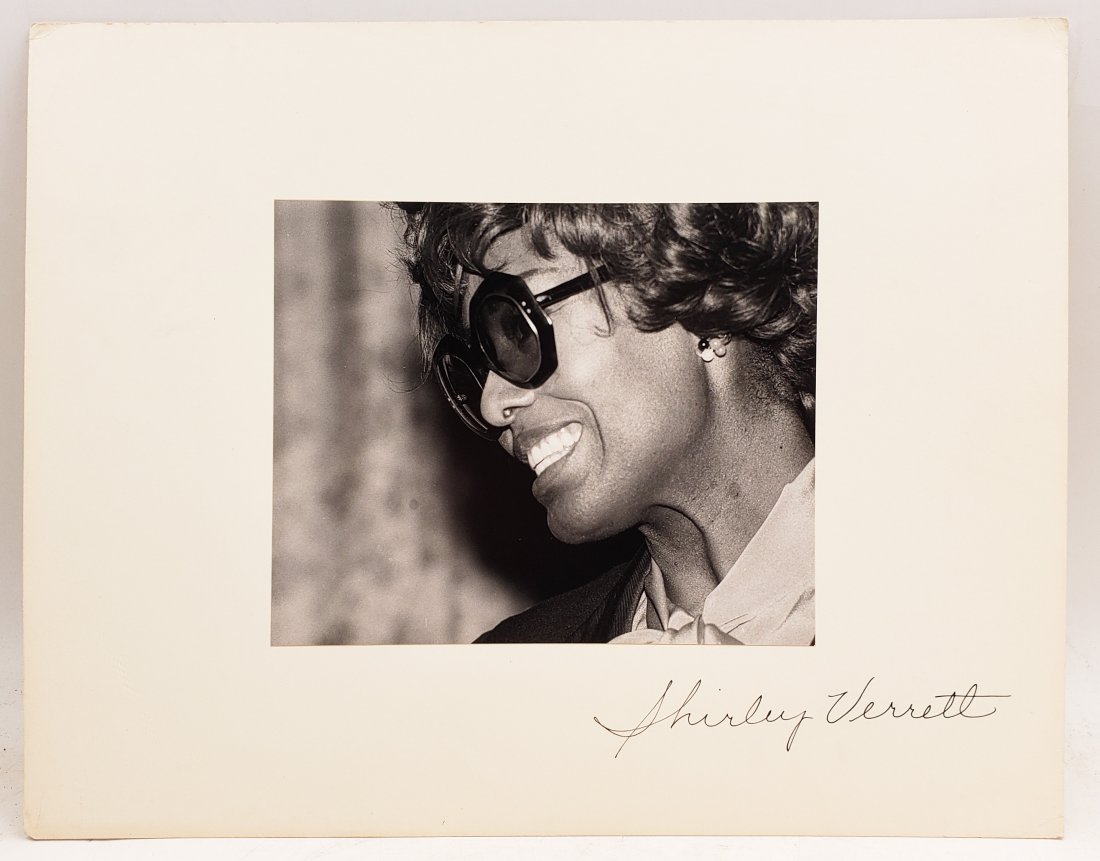 Shirley Verrett : Signed Photo Portrait (1 of 3)