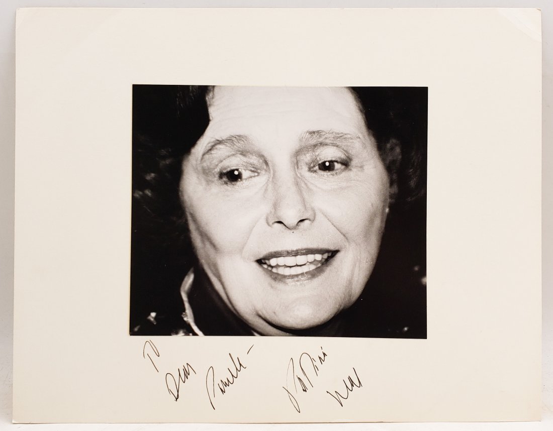 Patricia Neal : Signed Photo Portrait: B/W photo of Patricia Neal by P.Rankin- Smith mounted on art paper /board and signed on the margin by Patricia Neal. The signature is authentic with provenance. Image size : 8 x 6.75 inches. Mount siz