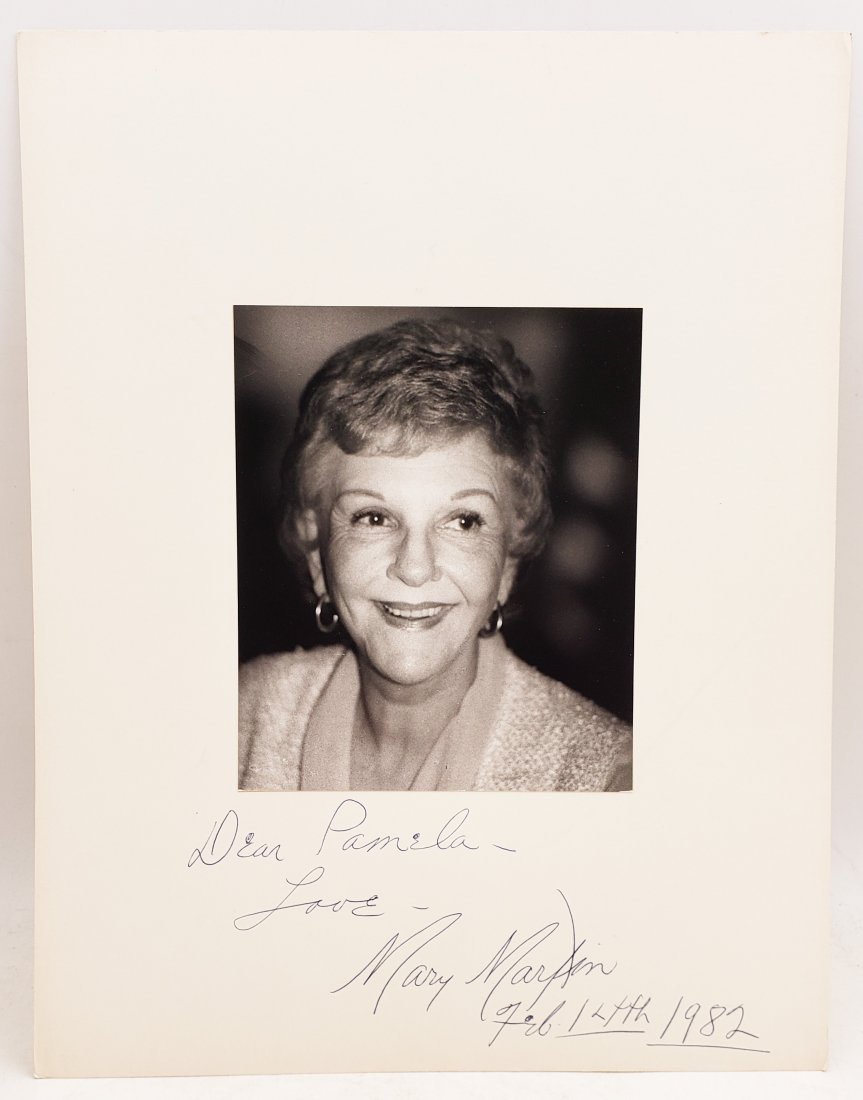 Mary Martin, 1982 : Signed Photo Portrait (1 of 3)