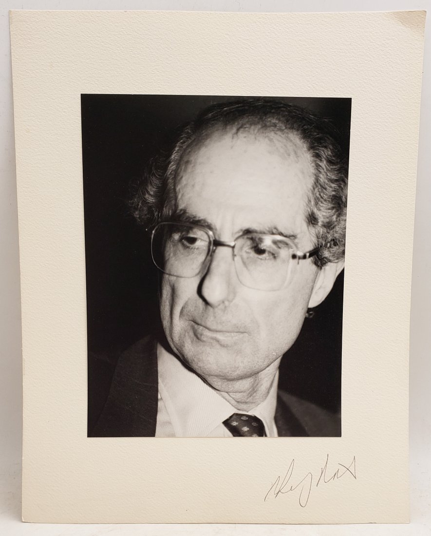 Phillip Roth : Signed Photo Portrait (1 of 2)