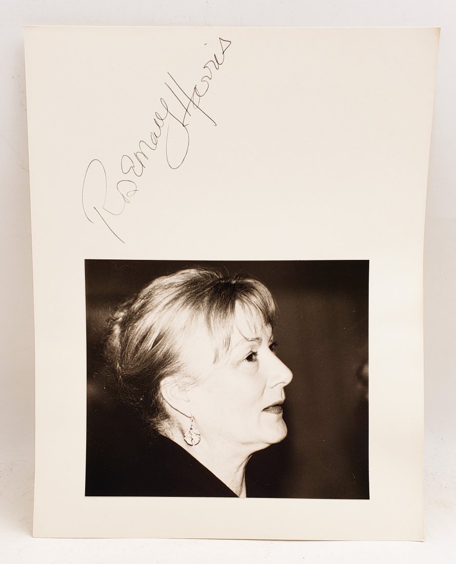 Rosemary Harris : Signed Photo Portrait: B/W photo of Rosemary Harris by P.Rankin- Smith mounted on art paper /board and signed on the margin by Rosemary Harris. The signature is authentic with provenance. Image size : 8 x 6.75 inches. Mount