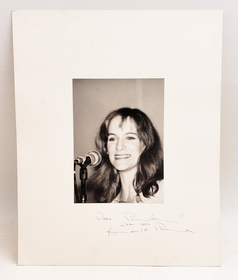 Amanda Plummer : Signed Photo Portrait (1 of 3)