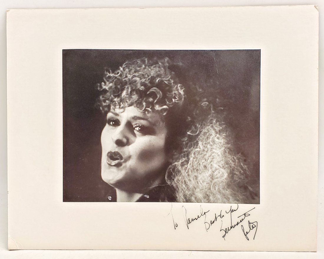 Bernadette Peters : Signed Photo Portrait: B/W photo of Bernadette Peters by P.Rankin- Smith mounted on art paper /board and signed on the margin by Bernadette Peters. The signature is authentic with provenance. Image size : 7 x 9 inches. Moun