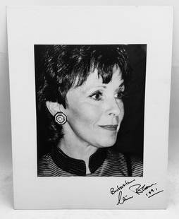 Claire Bloom : Signed Photo Portrait: B/W photo of Claire Bloom by P.Rankin- Smith mounted on art paper /board and signed on the margin by Claire Bloom. The signature is authentic with provenance. Image size : 7.25 x 9 inches. Mount