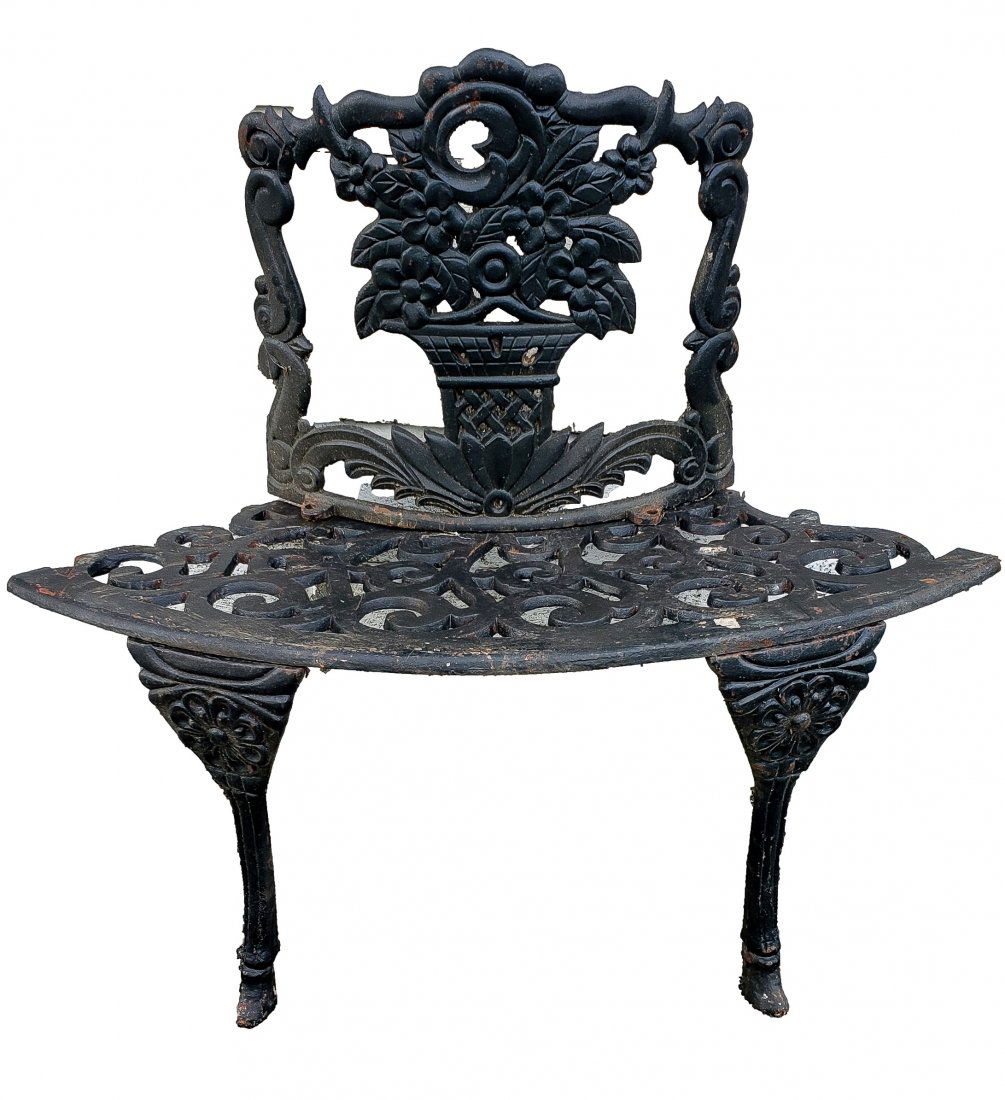 Victorian Cast Iron Circular Tree Bench (1 of 4)