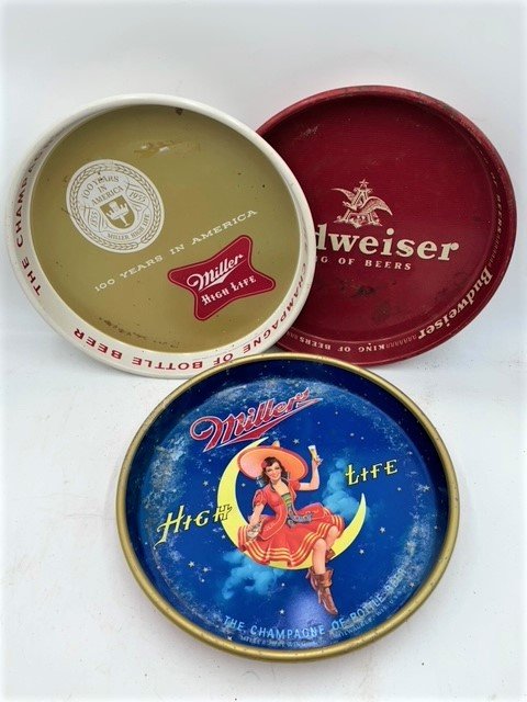 Miller and Budweiser Beer Trays (1 of 7)