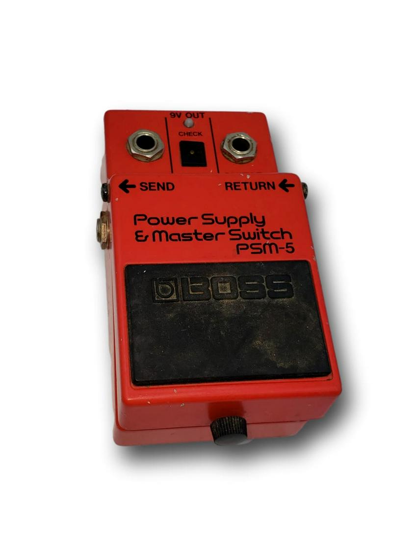 Boss PSM-5 Power Supplyï¼†Master Switch (1 of 4)