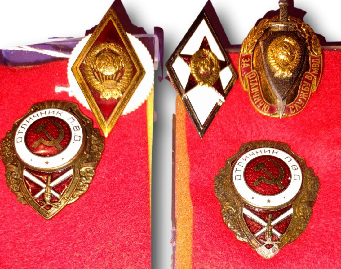Soviet Military Academy and Service Pins: 6 (1 of 3)