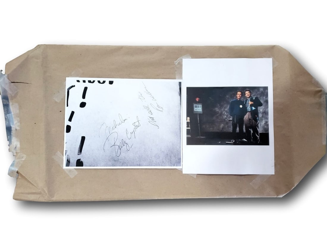 Signed Robin Williams and Billy Crystal 1986 Comic Relief Cue Card (1 of 5)