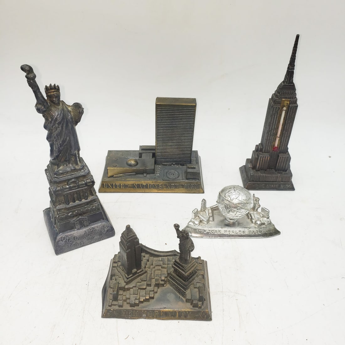 Lot of 5 Iconic New York Structure Souviners - Thermometer, US Steel, UN (1 of 4)
