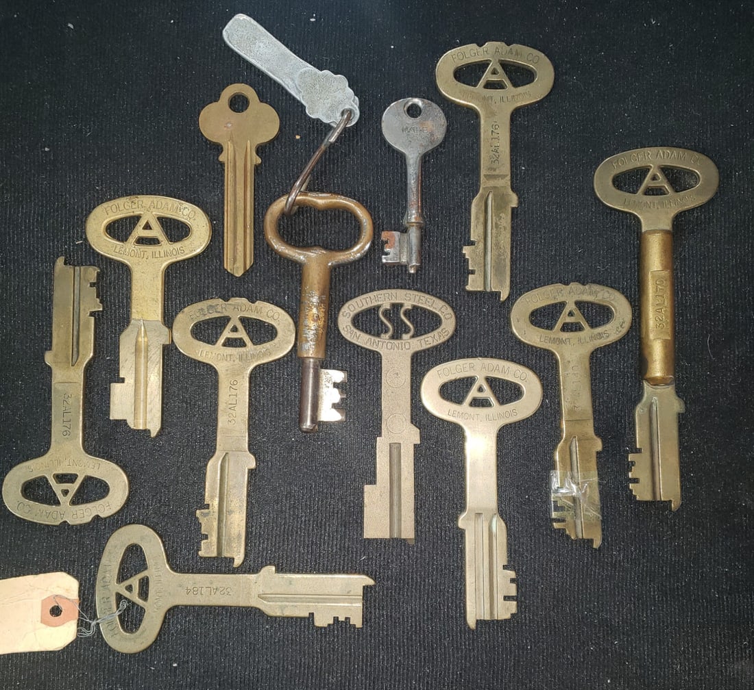 12 Vintage Prison Keys - Southern Steel Co., Folger Adam Co. (1 of 5)
