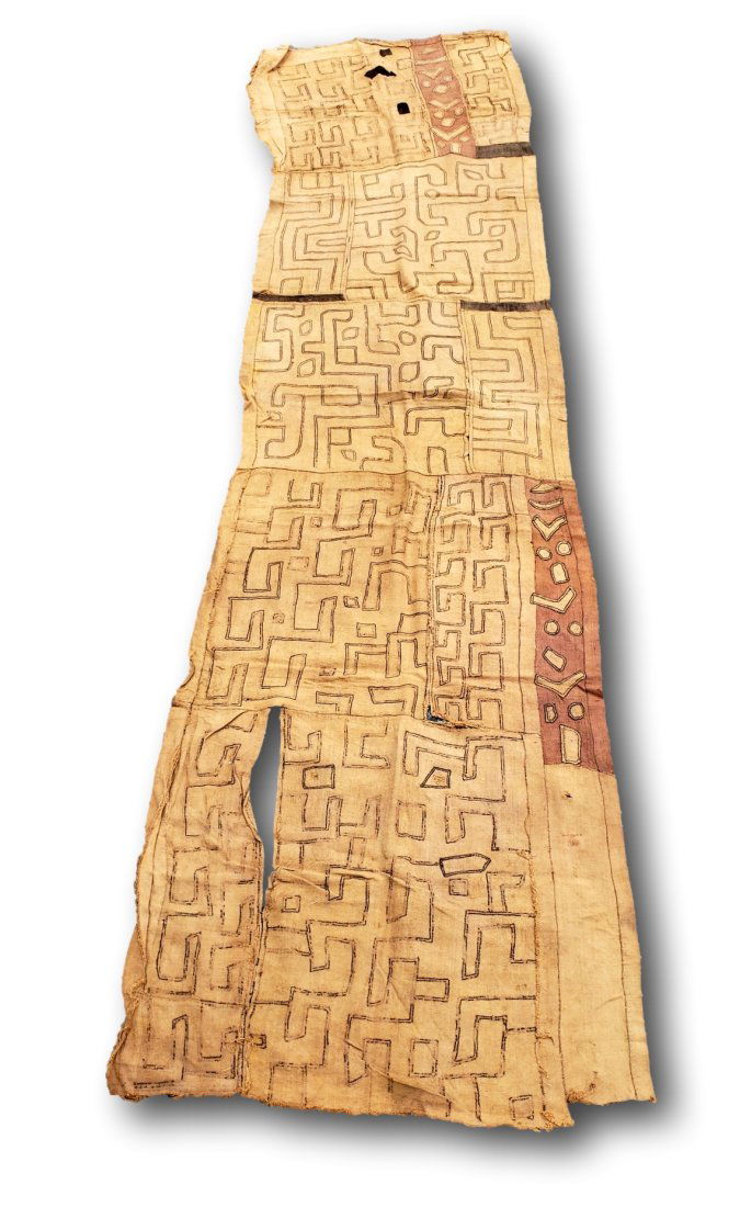Geometric Splendor: Authentic Kuba Cloth from DRC (1 of 6)