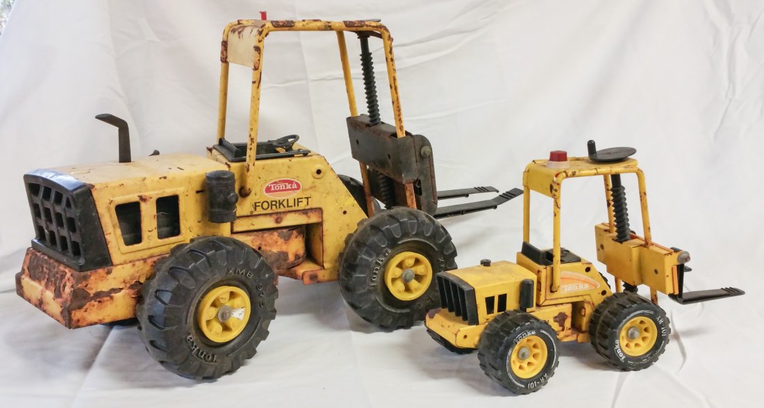 VINTAGE TONKA PRESSED STEEL TRUCKS (2) (1 of 3)