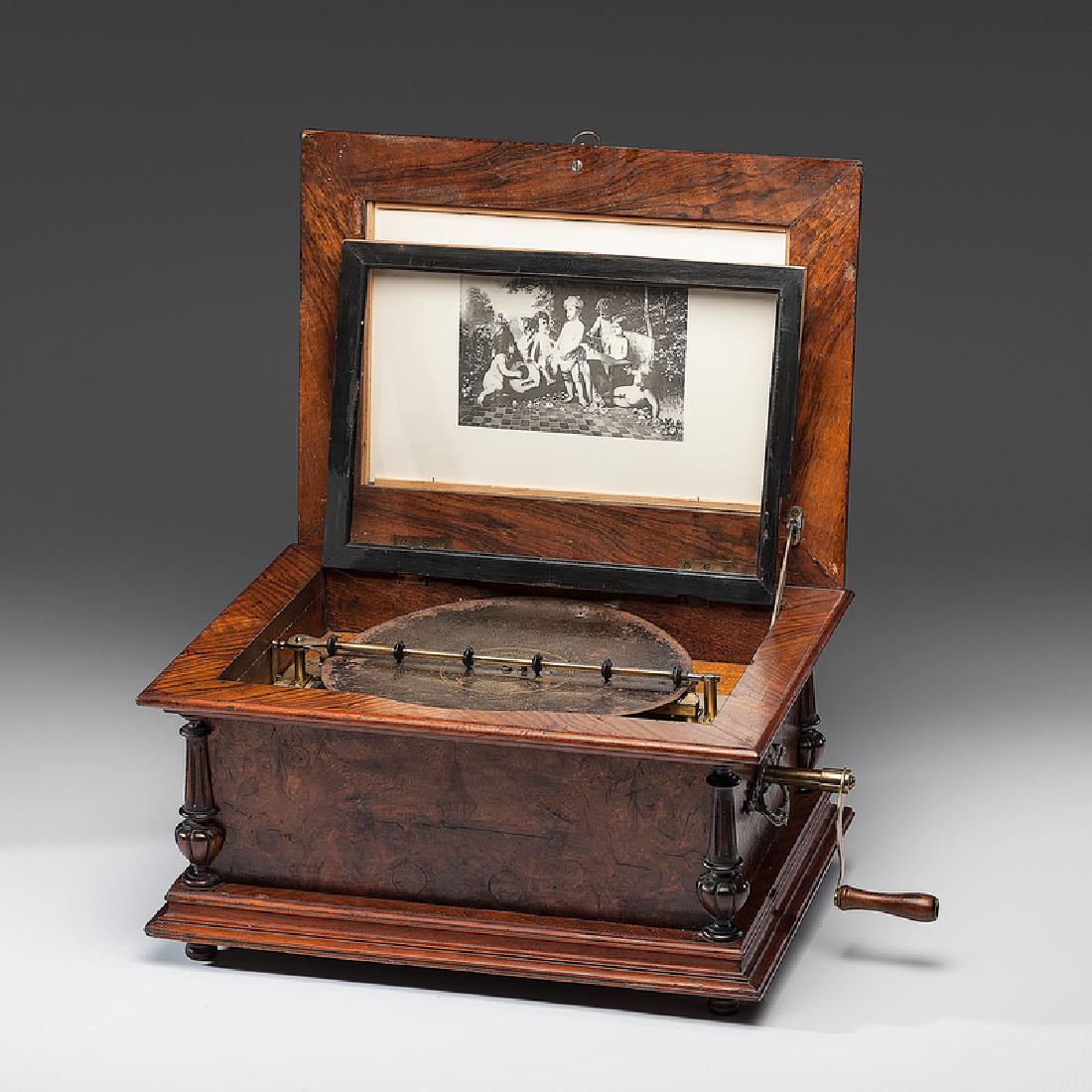 Symphonion Double Comb 12 Inch Disc Music Box (1 of 6)