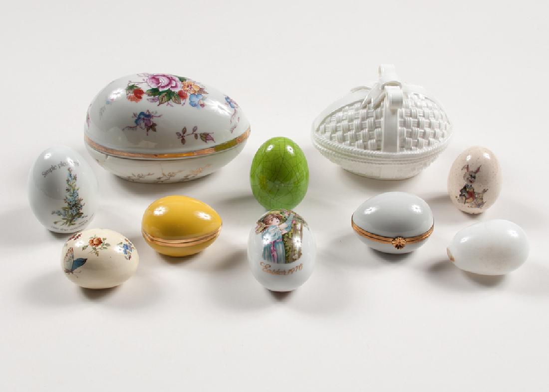 Porcelain Egg-Shaped Boxes, Plus (1 of 1)