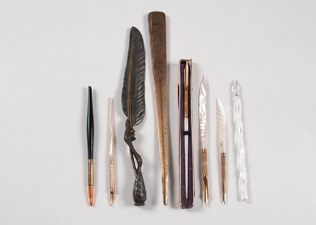 Assorted Desk Accessories (1 of 1)