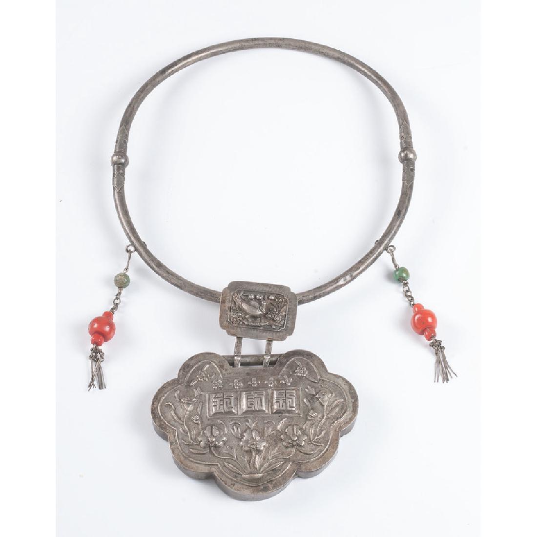 Chinese Silver Lock Necklace with Coral 113.6 Dwt. (1 of 2)