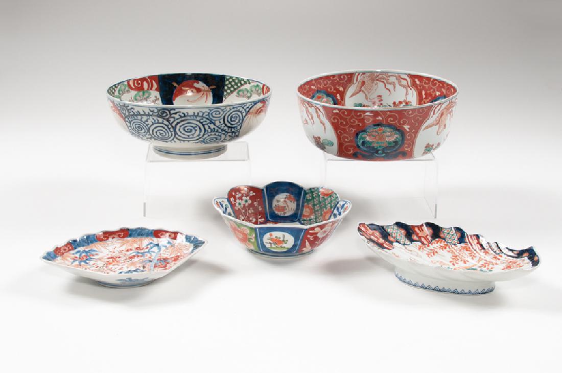 Imari Porcelain Bowls and Dishes (1 of 4)