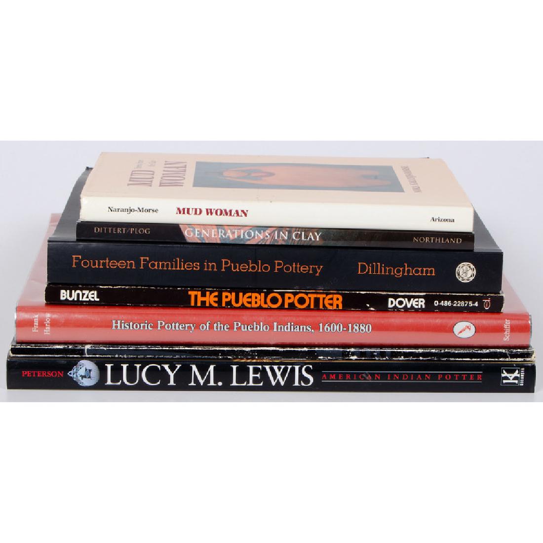 [Southwest] Books on Pottery (1 of 1)