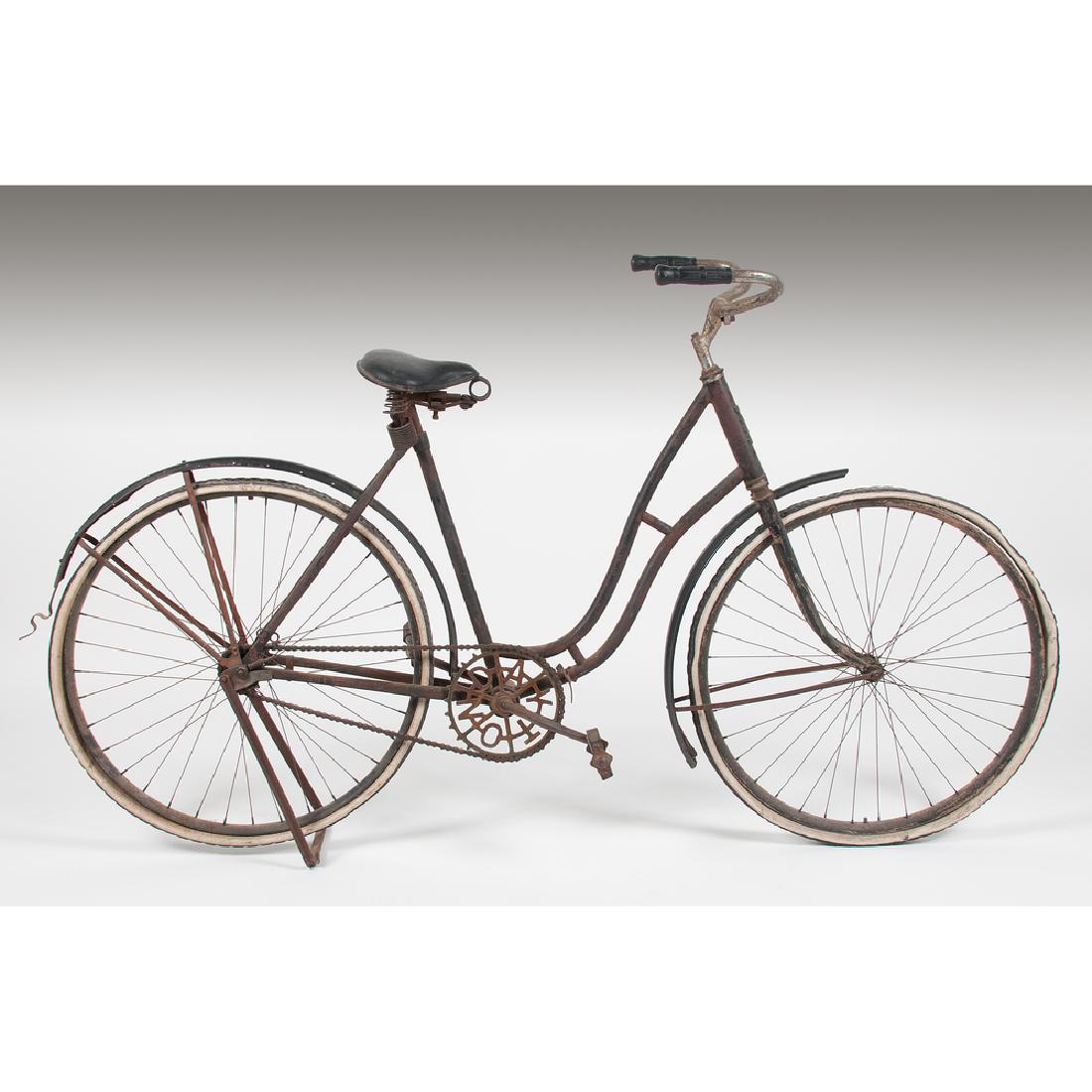 Dayton Pneumatic Safety Bicycle: Dayton Pneumatic Safety Bicycle American, ca. 1910-1920. A Dayton pneumatic safety bicycle, marked with company emblem The Davis Sewing Machine Co. Makers Dayton, OH on front and DAYTON around sprocke