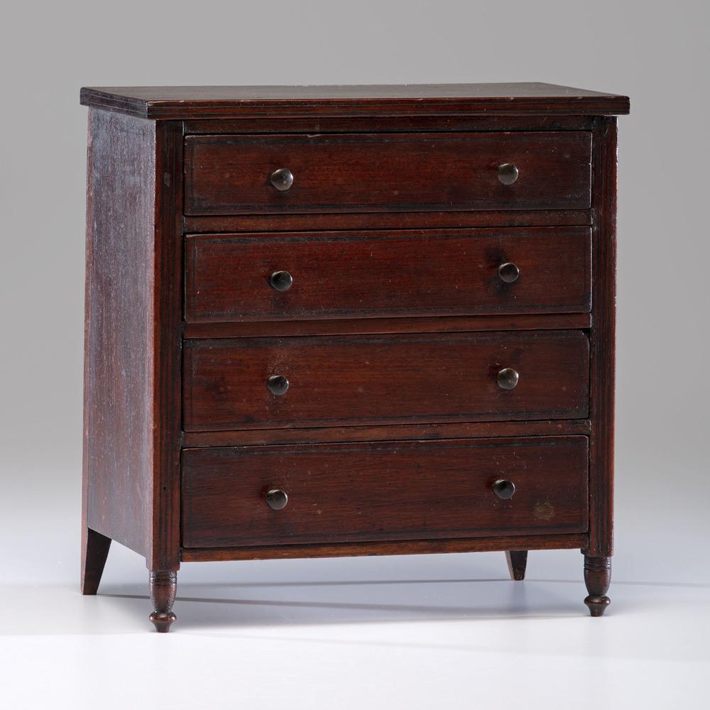 Tennessee Salesman's Sample Chest of Drawers: American (Tennessee), ca 1820-30. A fine salesman's sample chest of drawers with ebonized wood inlay on four graduated drawers and turned feet. Found in Williamson County; ht. 10, wd. 9.5, dp. 5.75 in