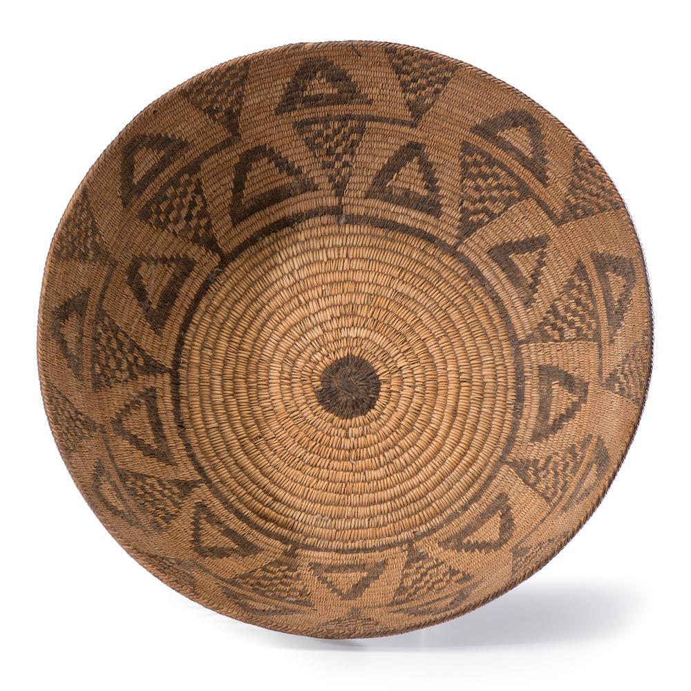 Akimel O'odham (Pima) Basket: designed with heavy lined and checkered triangles, height 4.75 in. x diameter 13 in. early 20th century