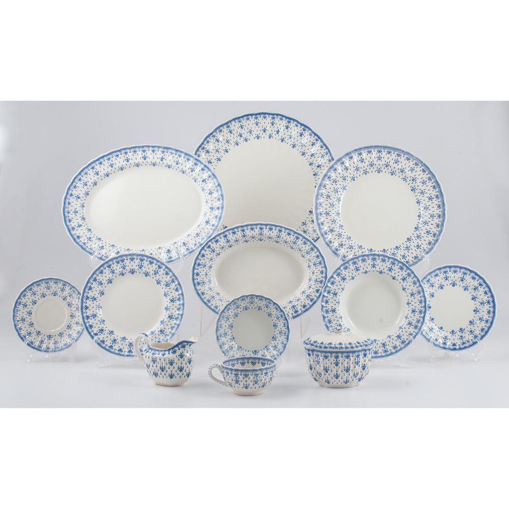 Spode Fleur-de-Lis Tableware: English. A Spode tableware service, sixty-six pieces in total, all marked; largest dia. 13 in.