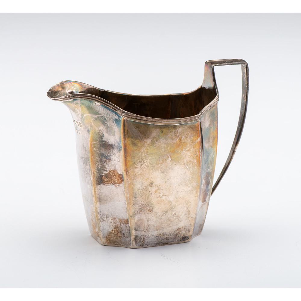 English Sterling Creamer, Presented to Alice DuPont: English Sterling Creamer, Presented to Alice Belin DuPont English (London), 1801. A Georgian sterling creamer with later presentation reading Alice Belin DuPont / from the / Executive and Advisory Mem