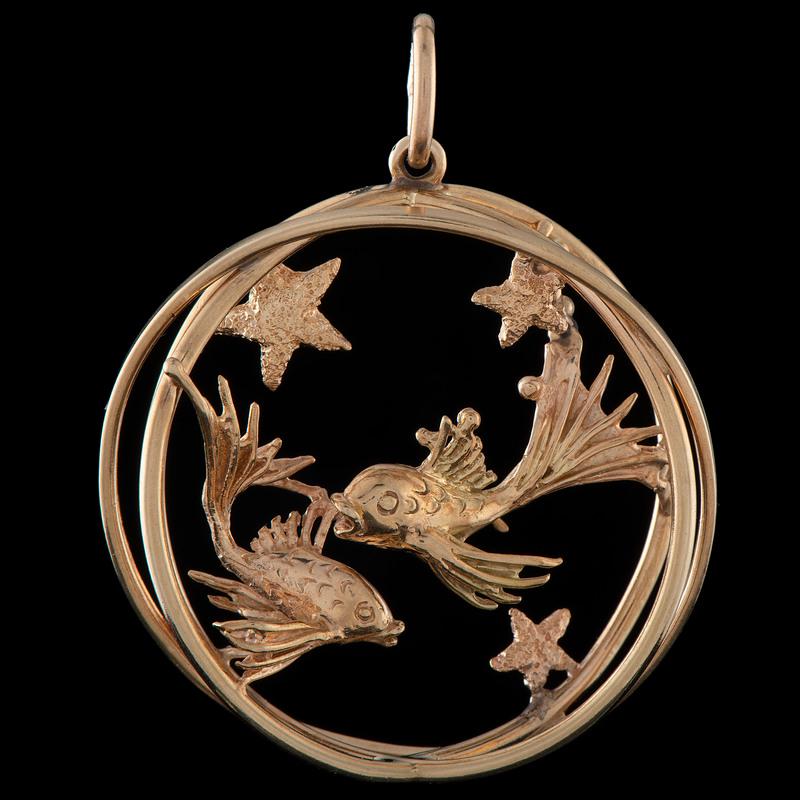 Ruser 14k Gold Pisces Zodiac Charm: Ruser 14k Gold Pisces Zodiac Charm Ruser 14k Gold Pisces Zodiac Charm Marked Copyright Ruser 14k. 1.5" x 1.5". 10.8 dwts.