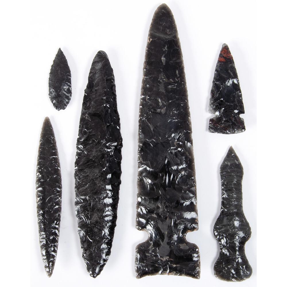 Collection of Obsidian Points and Blades: Protohistoric, A.D. 1500-1650 lot of 6, longest 10 in. The large side notch, N278, and 181 are reproductions Collection History Karl G. Parchert, Dearborn, Michigan