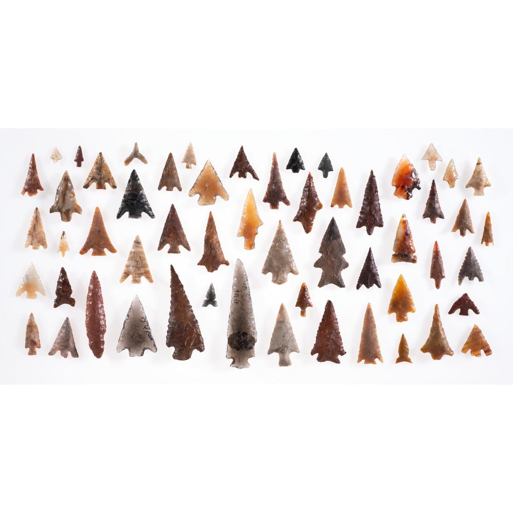 An Assortment of Gem Points, Longest 2-1/2 in.: Protohistoric, A.D. 1500-1650 lot of 55, longest 2-1/2 in. Collection History Karl G. Parchert, Dearborn, Michigan