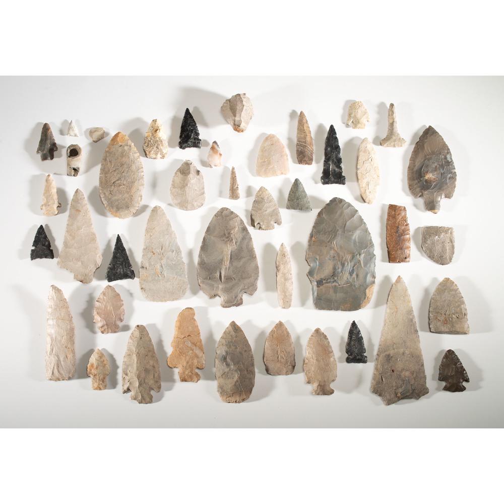 A Collection of Points, Longest 6-1/4 in.: Archaic - Woodland Period, 8000 B.C. - A.D. 1200 lot of 42, longest 6-1/4 in. Collection History Karl G. Parchert, Dearborn, Michigan