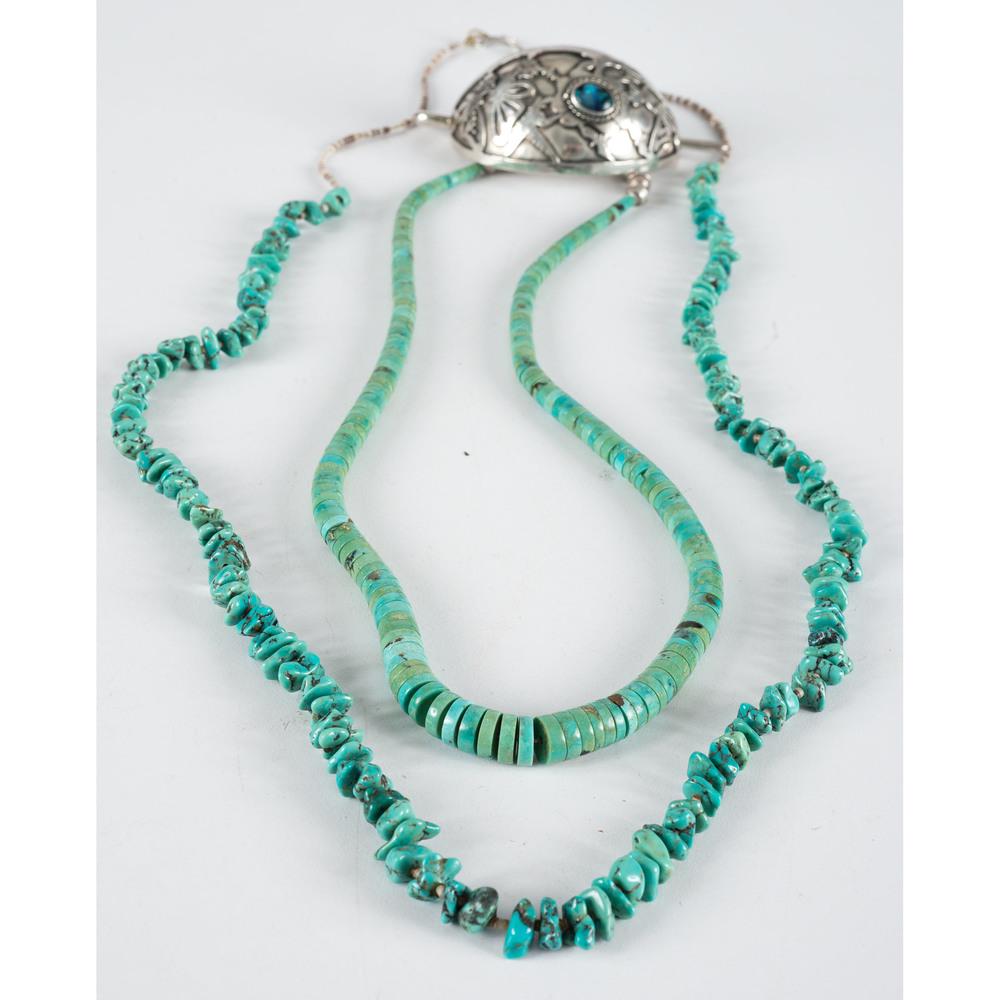 Pueblo Style Turquoise Necklaces PLUS (1 of 3)