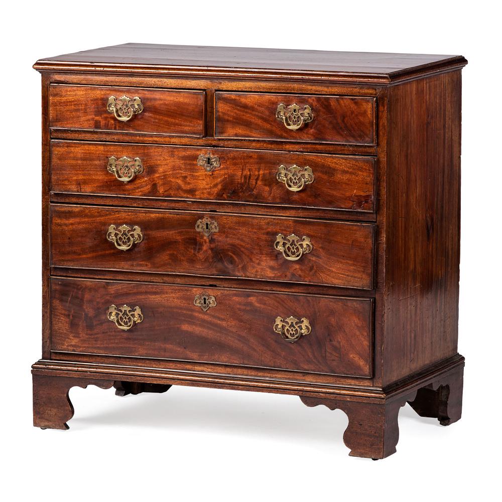 A George III Mahogany Chest of Drawers: Late 18th Century Height 33 x width 34 x depth 20 inches.