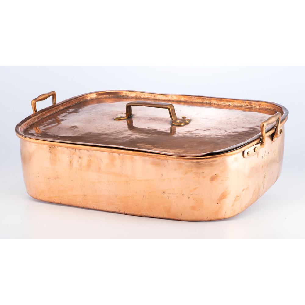 A Large English Copper Roasting Pan with Lid: 19th/20th Century dovetailed. both pan and lid inscribed R.N. 2 A., possibly for Royal Navy. Length 27 x width 20 1/2 x height 7 inches. Provenance: Property from the Collection of Darryl Lippman