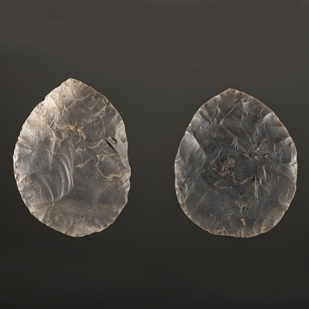 A Pair of Hornstone Cache Blades, Largest 4-3/4 in.: Hopewell Culture, Middle Woodland Period, 200 B.C. - A.D. 400 Geneva Bottoms, Kentucky lot of 2, longest 4-3/4 in. Collection History: Originally found by Larry Williams, in a cache of eleven blades. 