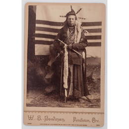 [PHOTOGRAPHY - NATIVE AMERICAN]. Cabinet Card of Nez