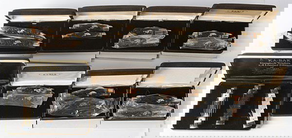 KA-BAR Collector Pocket Knives, Lot of 17 : KA-BAR Collector Pocket Knives, Lot of 17 Includes various patterns from 1984-85. Most have jigged bone handles and come in sets of two with a 14K gold dog head on one knife and a registered serial