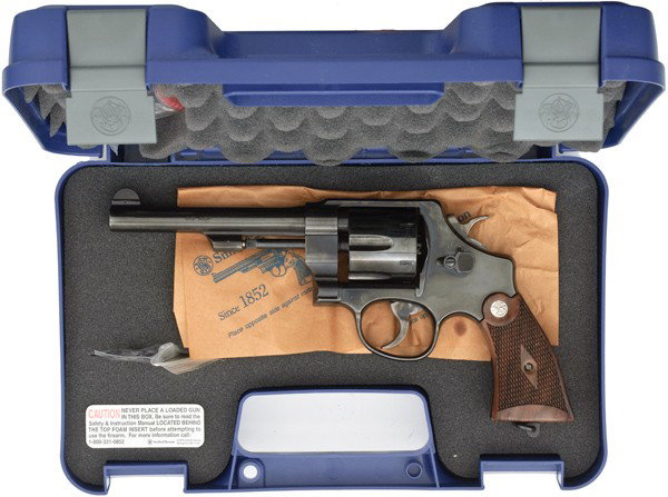 *Smith & Wesson Model 22 Revolver : *Smith & Wesson Model 22 Revolver .45 ACP cal., 5.5" barrel, S/N DBH7365. Blue finish, walnut grips, papers.
