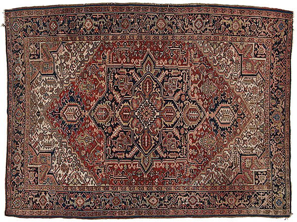 Heriz Rug : Heriz Rug Iran, 20th century, 131 x 97 in. (10 ft. 11 in. x 8 ft. 1 in., 332.74 x 246.38 cm.)