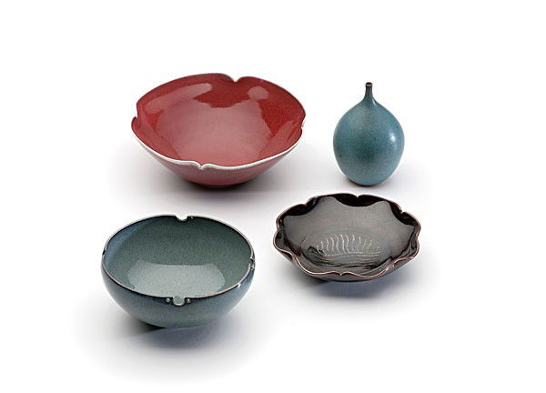 Masterworks: Elsa Rady Group of Four Vessels : Elsa Rady (1943-2011, USA) Group of Four Vessels ca 1975-1980 Porcelain; tallest ht. 4.25 in. Provenance: From the Dorothy Miner Collection.