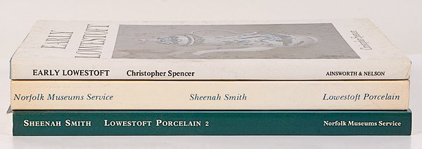Miner Library: [BRITISH] Lowestoft Pottery : [BRITISH] Lowestoft Pottery British, includes three books on Lowestoft Pottery: Christopher Spencer, Early Lowestoft Lowestoft Porcelain in Norwich Castle Museum Lowestoft Porcelain in Norwich Castl