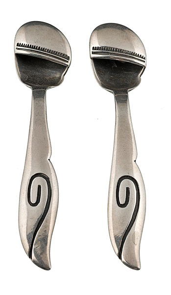 Kenneth Begay Navajo Silver Salt Spoons : Kenneth Begay Navajo Silver Salt Spoons pair, with an organically shaped handle and carved with a meandering line; scoop partially covered with opposite side pierced. Spoons with expected marks Hand