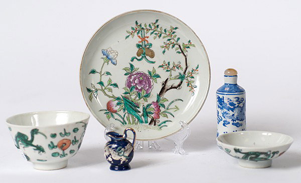 Chinese Tablewares, Plus : Chinese Tablewares, Plus Chinese, a group of three tablewares, including a matching tea bowl and shallow dish, each with a pair of green four-clawed dragons chasing a pearl on either side, each havi