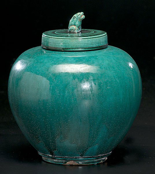 Chinese Green Glazed Ginger Jar : Chinese Green Glazed Ginger Jar Chinese, a bulbous form covered ginger jar with foo dog finial on lid; 11 in. ht.