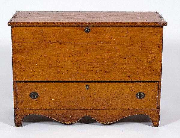 Pine Mule Chest : Pine Mule Chest American, early 19th century, a dower chest in pine having a long drawer and a scalloped apron; ht. 41, wd. 33, dp. 19.5 in.