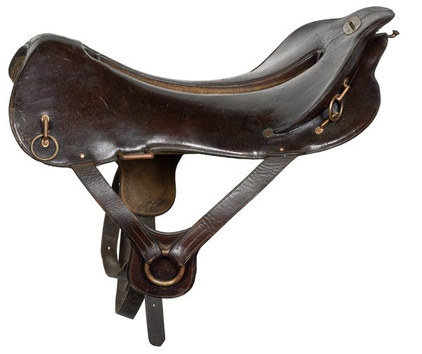 U.S. WWI McClellan-Whitman Model 1906 Officer's Sa: U.S. WWI McClellan-Whitman Model 1906 Officer's Saddle Brass plate stamped 12 in. Left leather safe stamped Rock Island Arsenal 1909 T.C.C. Right leather safe stamped CHB. Brass furniture throughout