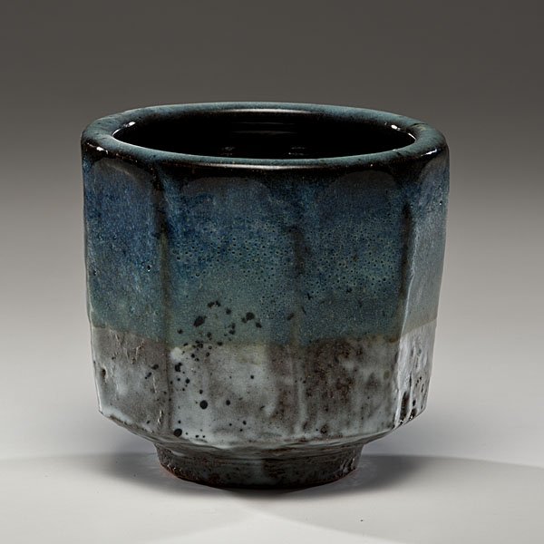Albert Green (1914-1994; USA) : Albert Green (1914-1994; USA) Faceted Bowl ca 1986-94 Stoneware; ht. 6.5 in. Provenance:Dorothy Miner Collection
